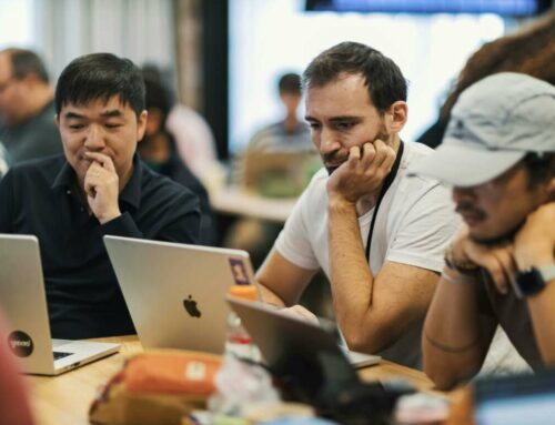 Ways to schedule LinkedIn posts for maximum visibility?