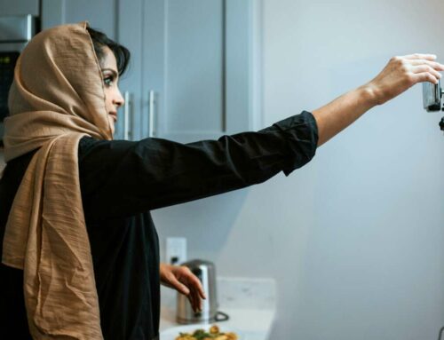 How to see hidden Facebook profiles with public data