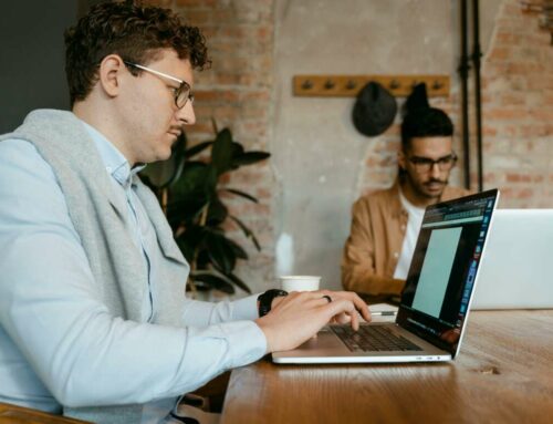 Modi per personalizzare il profilo LinkedIn e aumentare le opportunità di lavoro