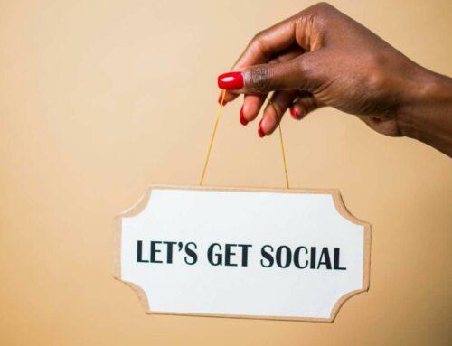 Metodi efficaci per ripulire la lista di amici su Facebook