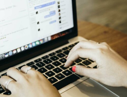 Comment suivre les analyses des réseaux sociaux sans utiliser de logiciels complexes