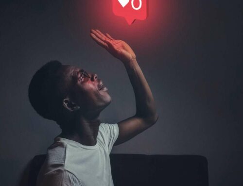 Top 10 Dicas para Criar Legendas Atrativas no Facebook