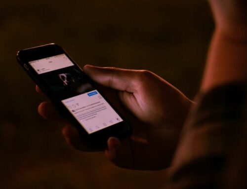 Top 3 Secrets to Going Live Successfully on Facebook