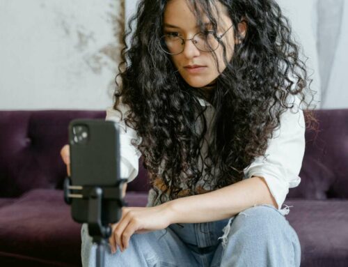 Top 7 Tips for Running Successful Facebook Live Sessions