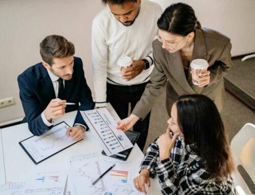 Top 10 segredos para criar resumos atraentes no LinkedIn
