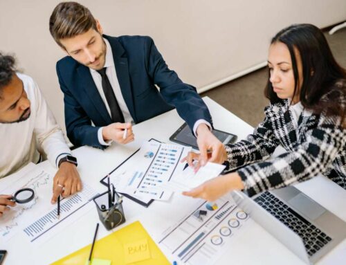 Using LinkedIn for Networking: Tips for New Graduates in 2025